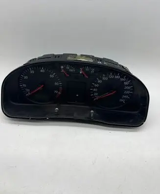 Volkswagen PASSAT B5 Speedometer (instrument cluster) 3B0919861B 110008793010