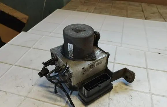 Volkswagen Tiguan ABS Pump 5N0614517L