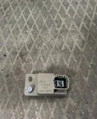 Subaru Outback Window wiper relay 88018FE010