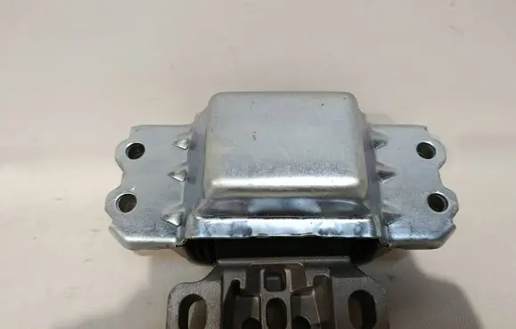 Volkswagen PASSAT B8 Engine mount vacuum valve SKEM-0660034
