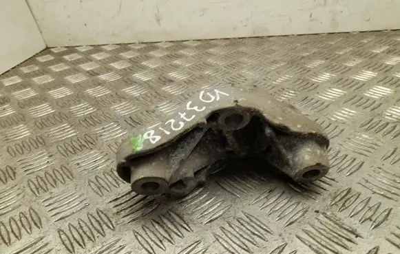 Volkswagen ID.4 Engine mounting bracket 1EA599125A