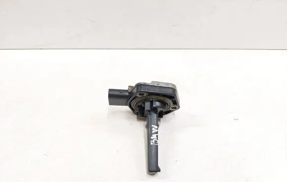 BMW 1 E81 E87 Oil level sensor 7501786 6PR00832400