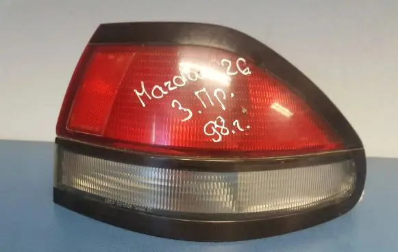 Mazda 626 Rear/tail lights 22061825