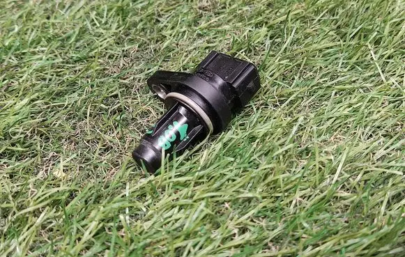 KIA Picanto Camshaft position sensor 3935026900