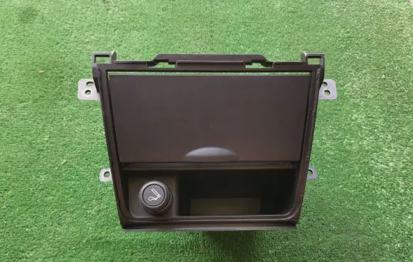 Suzuki SX4 Glove box 73830-79J1