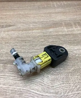 Toyota Prius+ (ZVW40) Airbag deployment crash/impact sensor 8917312170 WithPlug