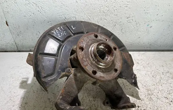 Skoda Yeti (5L) Front wheel hub