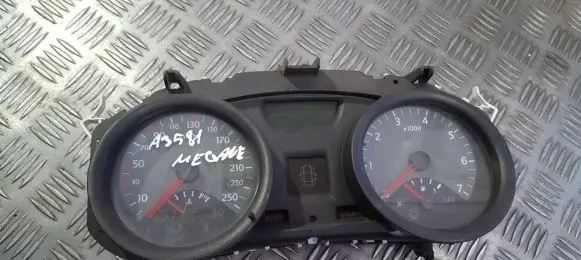 Renault Megane II Speedometer (instrument cluster) 8200074316 35110419