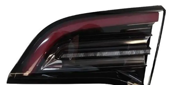 Tesla Model 3 Tailgate rear/tail lights 1077402