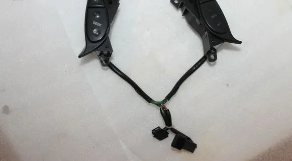 Saab 9-5 Steering wheel buttons/switches 4616025