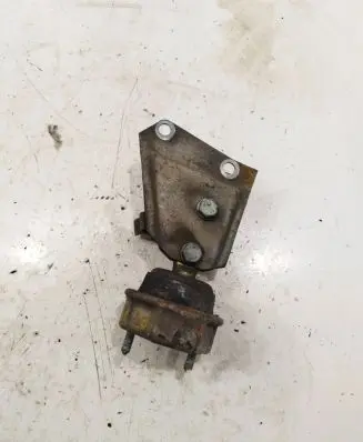 Volkswagen Transporter - Caravelle T4 Engine mounting bracket