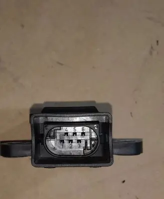 BMW 5 E39 ESP acceleration yaw rate sensor 4526753694 0011653 0265005248