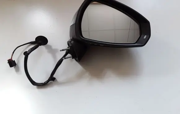 Audi A3 S3 8V Front door electric wing mirror E1021262