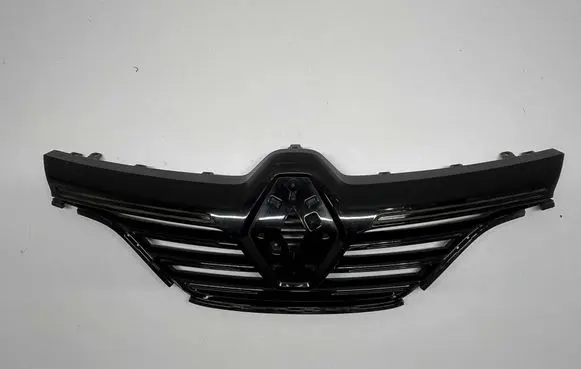 Front bumper upper radiator grill