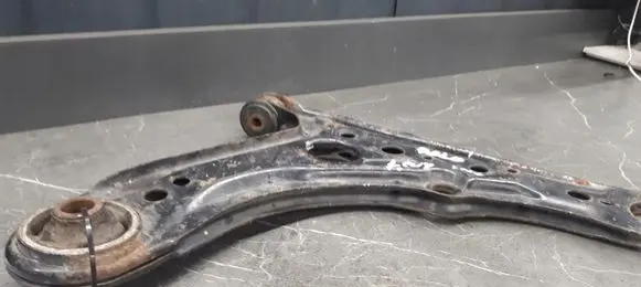 Volkswagen Polo III 6N 6N2 6NF Front control arm 6N0407157A