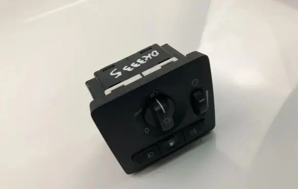 Volvo V50 Light switch 30739299