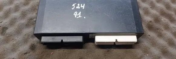 BMW 5 E34 Comfort/convenience module 1384331 61351384331