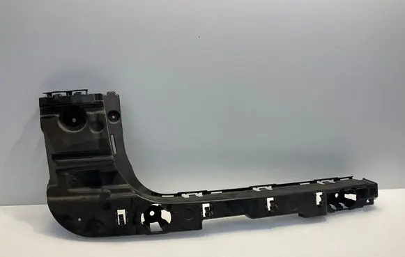 Rear bumper mounting bracket