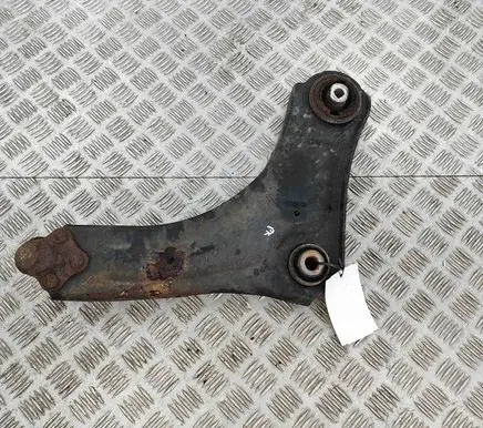 Renault Megane III Front lower control arm/wishbone 545016101R