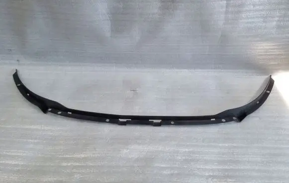 Volvo V40 Front bumper lip 31323098