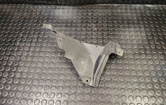 Nissan Murano Z51 Front splash guards bracket 622571at0a