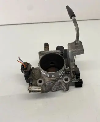 Suzuki Swift I Throttle valve 1813783E11 1368001672