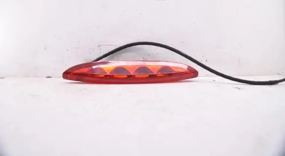 Peugeot 208 I Third/center stoplight 9674309080