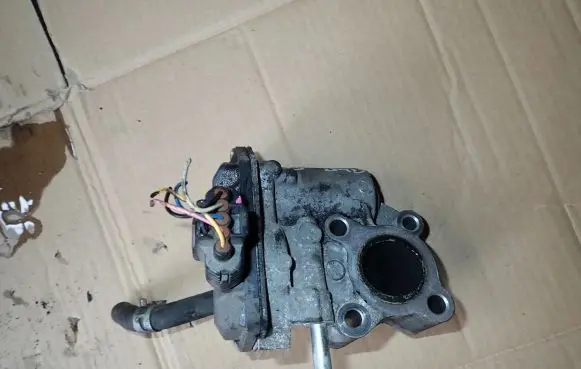 Toyota Yaris EGR thermostat 