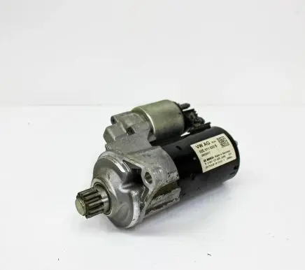 Volkswagen Golf VII Starter motor 02E911023S