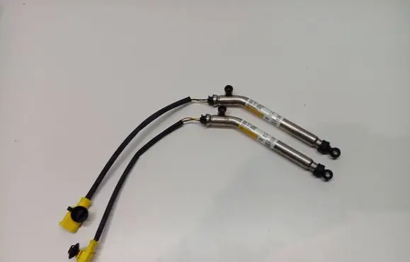 Audi A5 Engine bonnet/hood hinges 8W6823823 8W6823823C