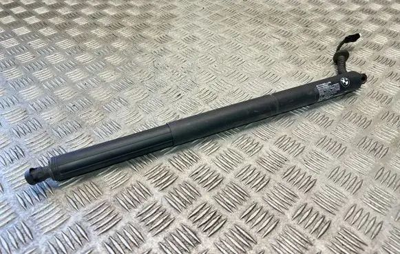 BMW 2 F45 Tailgate/trunk strut/damper 2696589