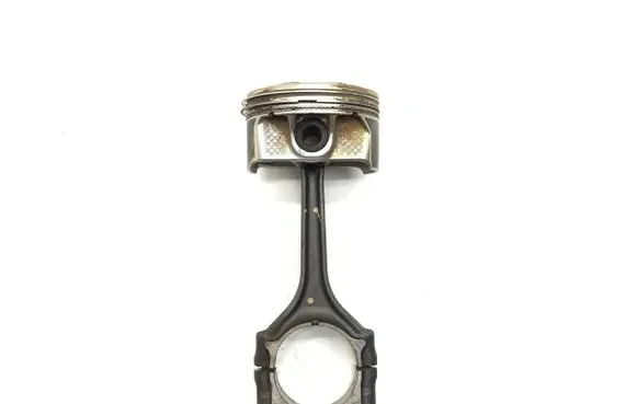 Jeep Cherokee Piston with connecting rod 68088072AF