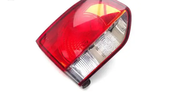 Tailgate rear/tail lights