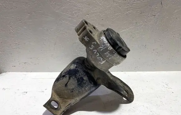 Ford Focus Engine mount bracket 98AB6038
