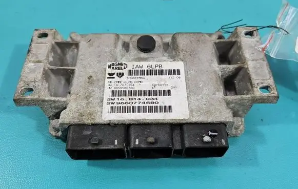 Peugeot 807 Engine control unit/module ECU IAW6LPB IMPRK1532538