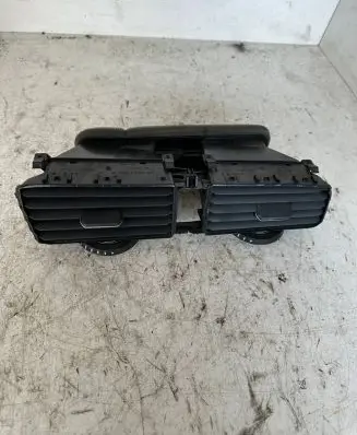 Volkswagen Golf VIII Radio/GPS head unit trim 5G1819728