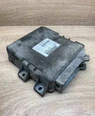 Peugeot 206 Engine control unit/module ECU 9635991180 16301354