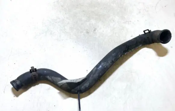 Volkswagen Golf III Engine coolant pipe/hose