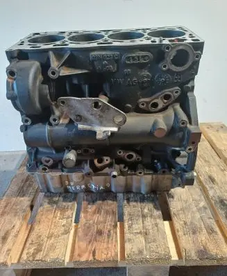 Volkswagen PASSAT B8 Engine 03N023C DFG