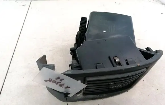 Citroen Jumper Dash center air vent grill 385822 ST44762