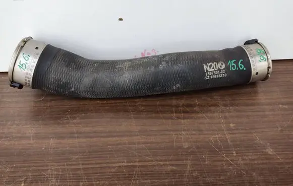 BMW 4 F36 Gran coupe Intercooler hose/pipe 7597591 13717597591