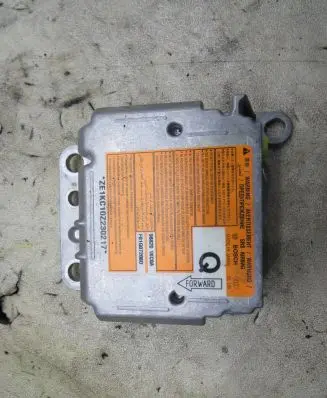 Nissan Juke I F15 Airbag deployment crash/impact sensor
