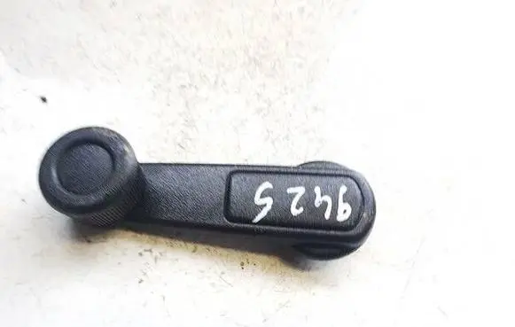 Mitsubishi Space Star Front door window winding handle 