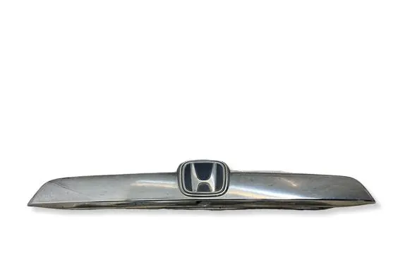 Honda CR-V Trunk door license plate light bar 74890SWWE010M1 390SWE10 74890SWW
