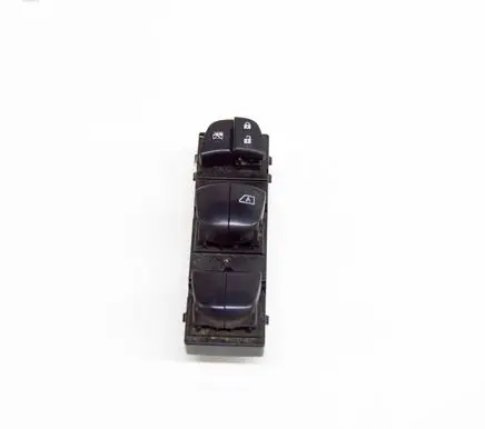 Nissan Qashqai Electric window control switch