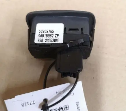 Citroen C5 Electric window control switch 96515962ZF