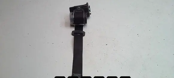 Opel Astra H Front seatbelt 13251504