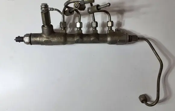 Opel Insignia A Fuel main line pipe A509007009636