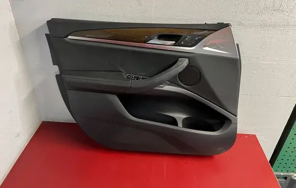 BMW X3 G01 Front door card panel trim 7410281