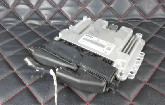 Honda Accord Engine control unit/module 0281012583 1039S17091 37820RBDE93